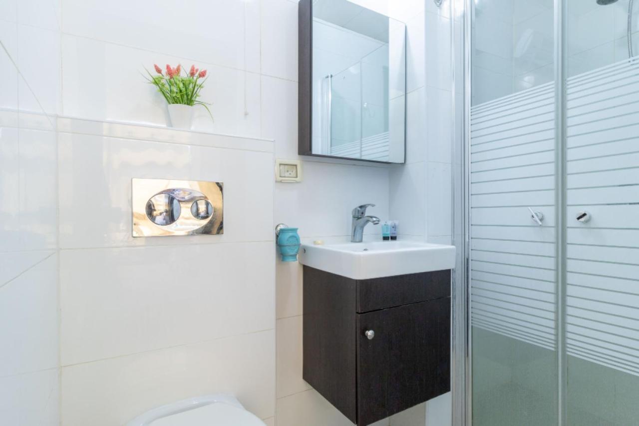 Nhe Machne Yehuda Apartments Jerusalem Exterior photo
